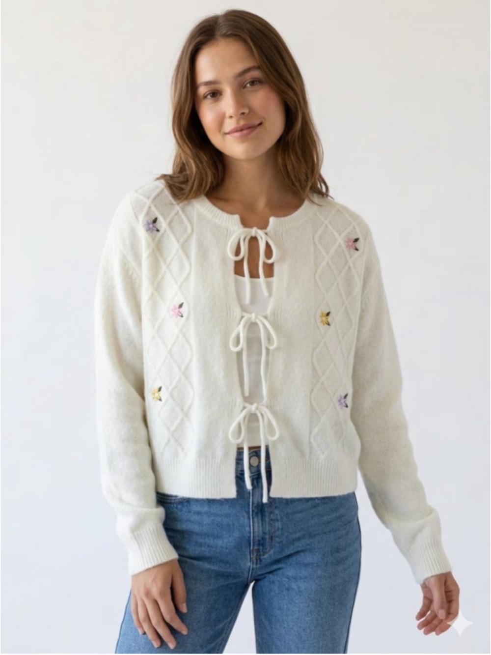 Women's Willow & Wind White Floral Embroidered Tie-Front Cardigan Size M